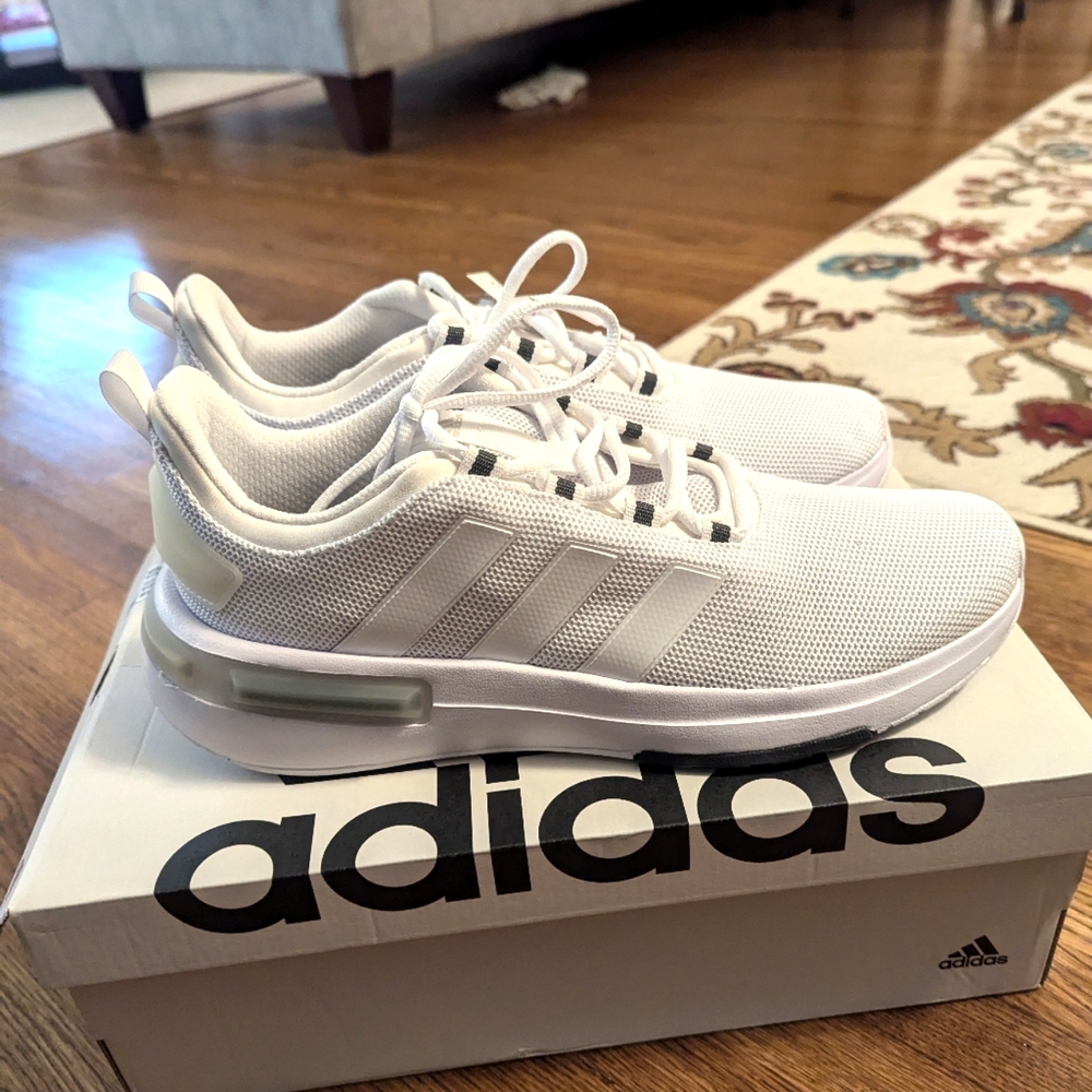 New Men Adidas Size 10